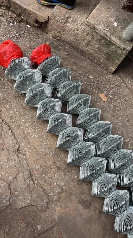 Rouleau de grillage de clôture